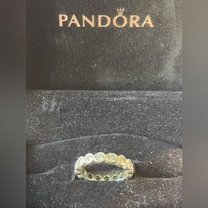 PANDORA Alluring Brilliant Sterling Silver eternity band